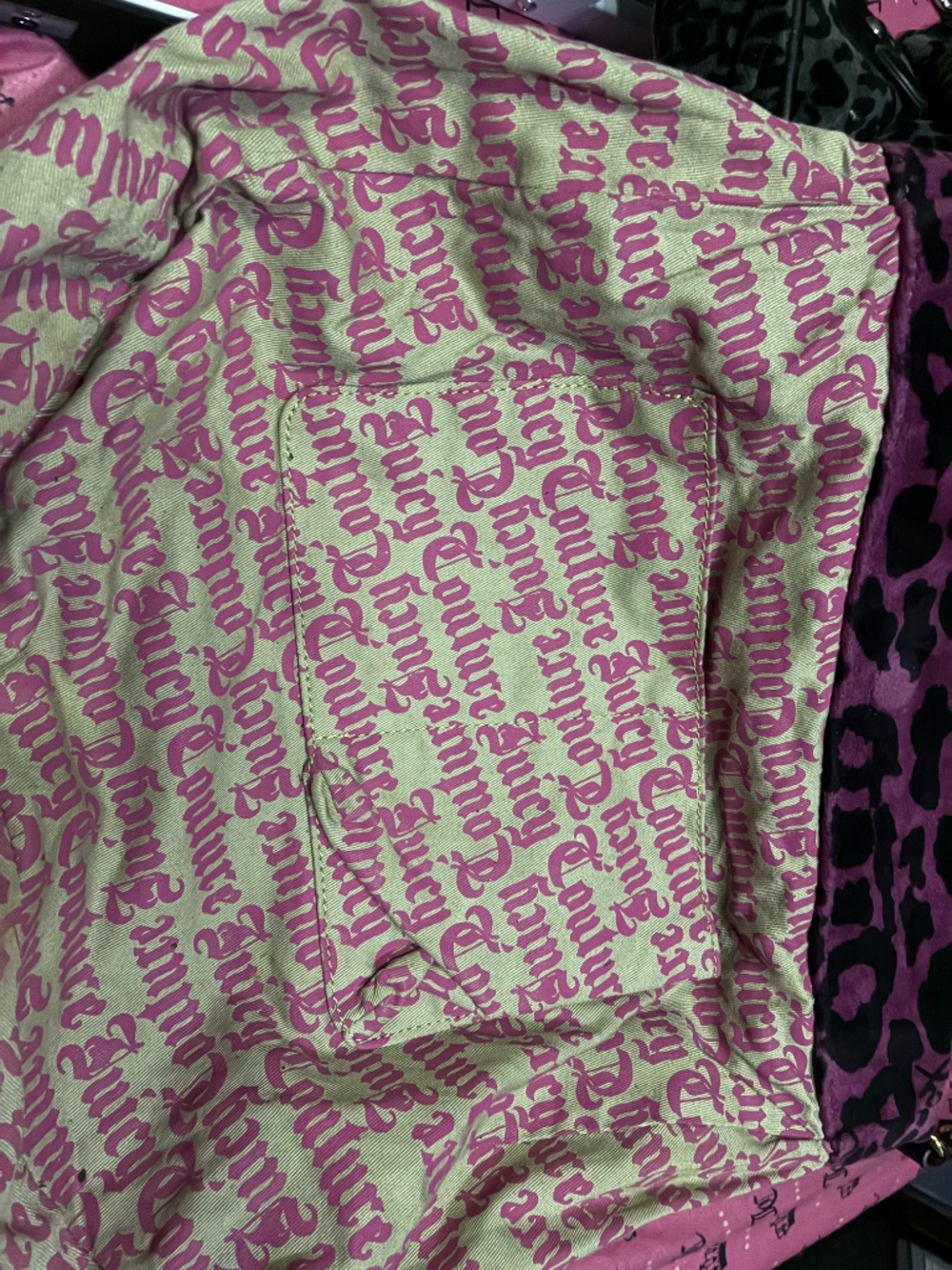 💖🔥 VINTAGE VELOUR JUICY COUTURE PURSE – RARE PLUM LEOPARD PRINT! 🔥💖 - Picture 8 of 9